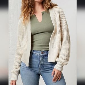 Upwest Weekend Tie cardigan in casual oatmeal
